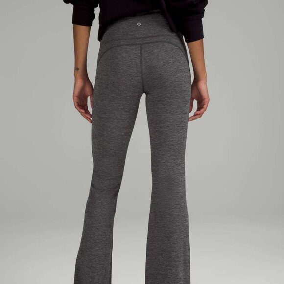 Lululemon Groove Super-High-Rise Flared Pant Nulu Grey, size 6, Tall - Picture 2 of 11